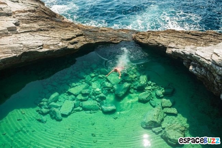 Illustration de l'article : 14 fabuleuses piscines auxquelles il vous sera difficile de résister