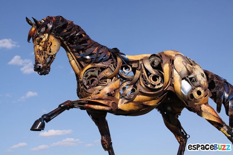 Illustration de l'article : Top 10 des meilleures sculptures en ferraille de John Lopez.