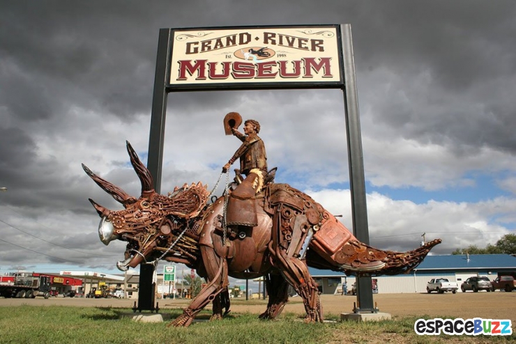 Illustration de l'article : Top 10 des meilleures sculptures en ferraille de John Lopez.