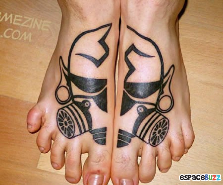 Illustration de l'article : Les 10 pires tatouages de pieds.