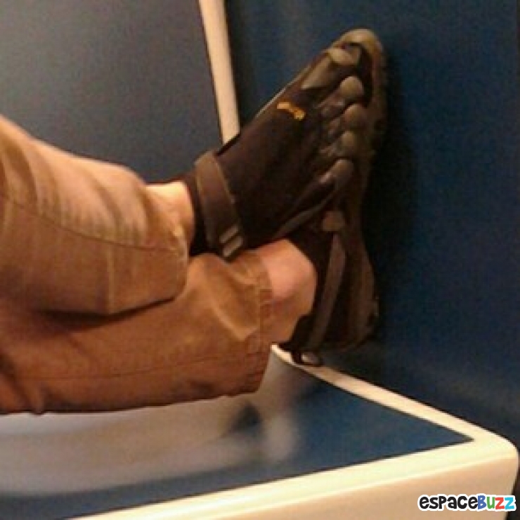 Illustration de l'article : Top 12 des créatures hors du commun qu’on ne peut croiser que dans le métro Vol.2 : Le retour.