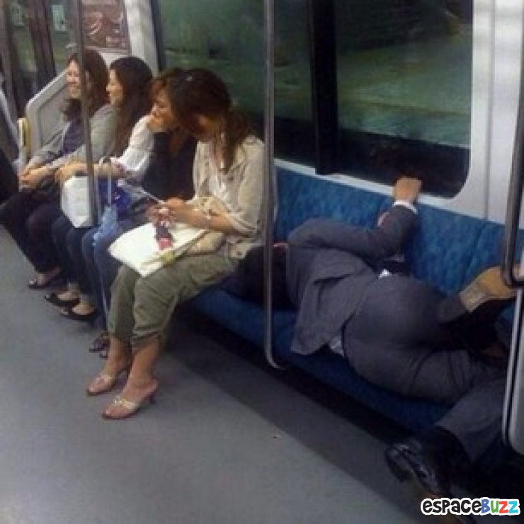 Illustration de l'article : Top 12 des créatures hors du commun qu’on ne peut croiser que dans le métro Vol.2 : Le retour.