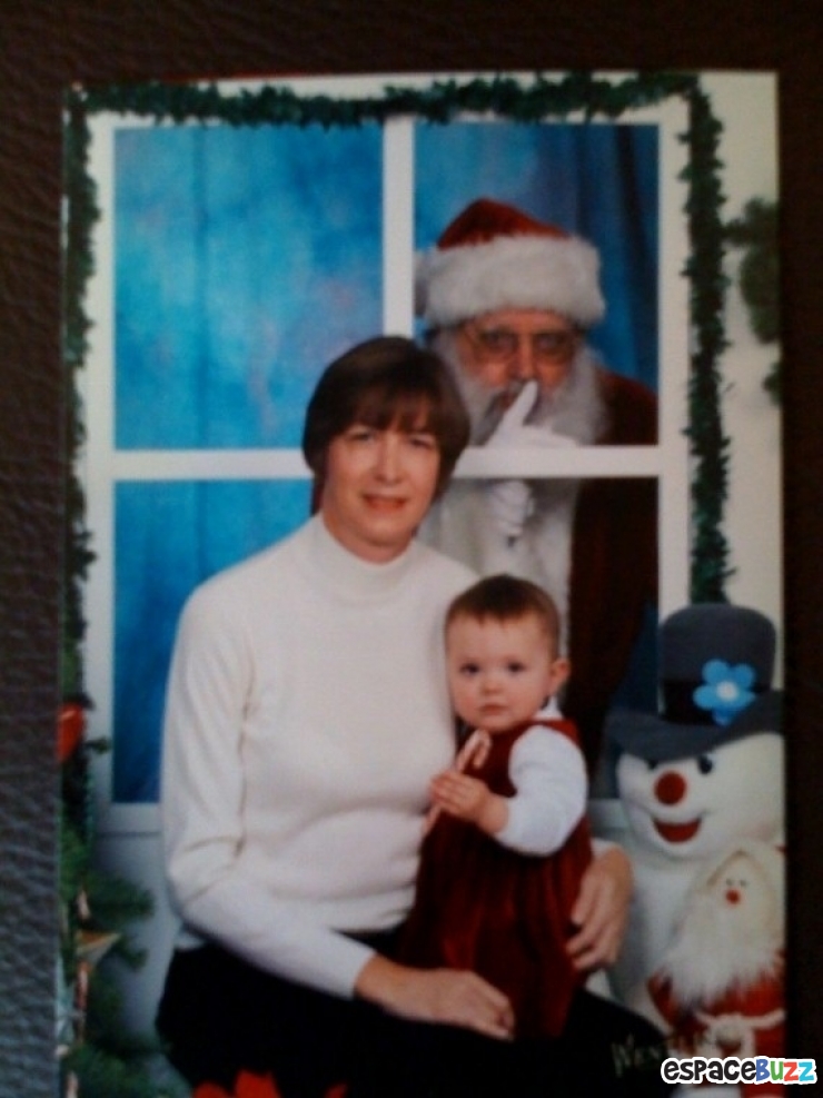 Illustration de l'article : 14 pères Noël que l'on croirait sortis tout droit d'un film d'épouvante