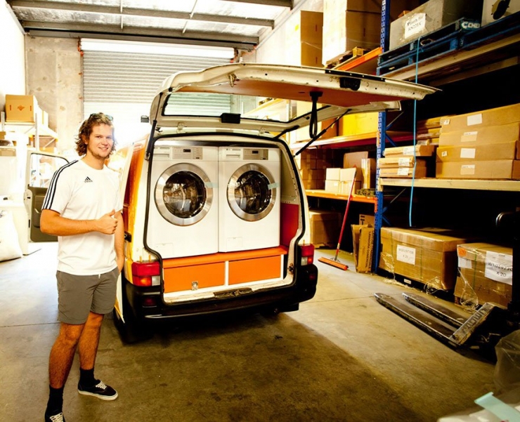 Illustration de l'article : Une laverie automatique mobile pour sans-abris