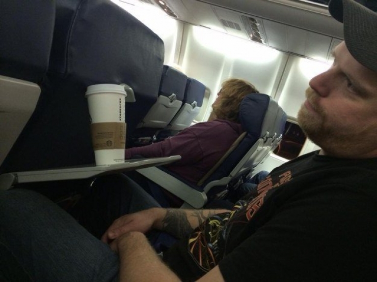 Illustration de l'article : 21 soucis que rencontrent les personnes de grande taille