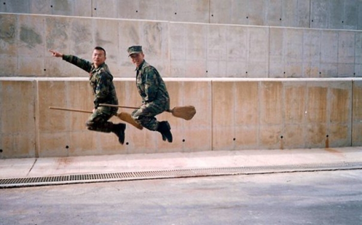 Illustration de l'article : Les militaires ont aussi le sens de l'humour. La preuve avec ces 15 photos