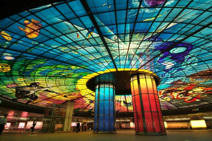 Illustration de l'article : Oubliez votre train-train quotidien avec ces 21 superbes stations de m&eacute;tro