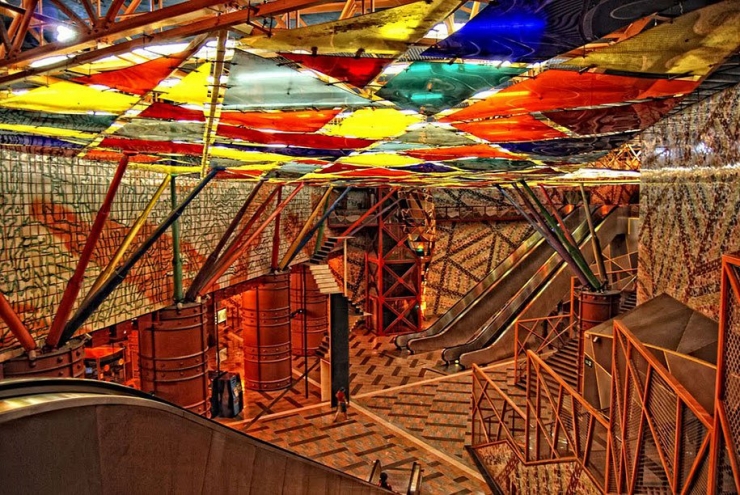 Illustration de l'article : Oubliez votre train-train quotidien avec ces 21 superbes stations de m&eacute;tro