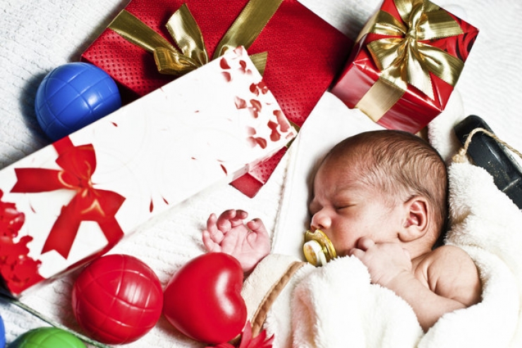 Illustration de l'article : Noël arrive à grands pas, l'occasion de découvrir ces 29 bébés parfaitement dans l'esprit de cette fête!