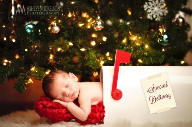 Illustration de l'article : Noël arrive à grands pas, l'occasion de découvrir ces 29 bébés parfaitement dans l'esprit de cette fête!
