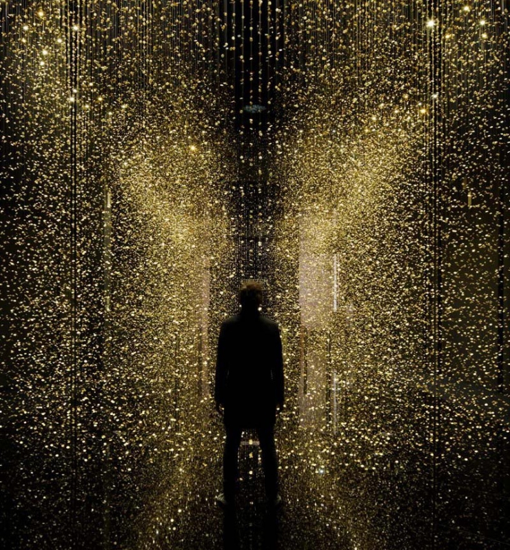 Illustration de l'article : Light is Time : admirez cette superbe installation d'or et de lumi&egrave;re 