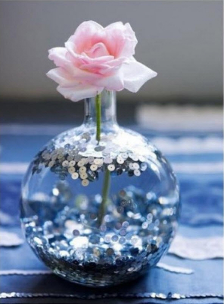 Illustration de l'article : Astuce: 10 objets que vous pouvez recycler et transformer en jolis vases pour vos plantes