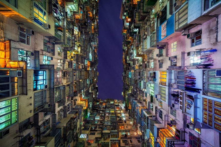 Illustration de l'article : 40 photos en contre-plongée d'immeubles et de gratte-ciels dans différents pays du monde