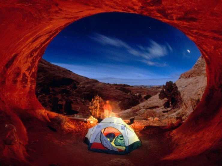 Illustration de l'article : Camping: 14 Spots parmi les plus impressionnants au monde!