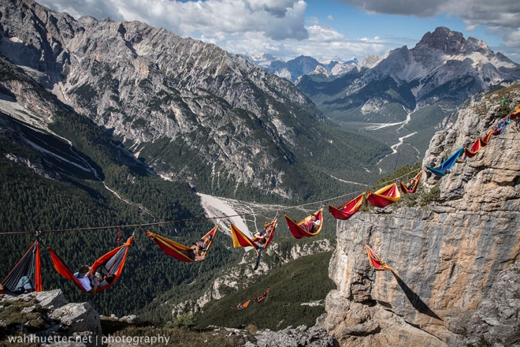 Illustration de l'article : Highline Reunion de Monte Piana : le rendez-vous des casse-cous qui n'ont pas le vertige