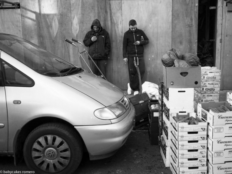 Illustration de l'article : 12 photos sign&eacute;es Babycakes Romero qui montrent &agrave; quel point les smartphones ont envahi nos vies