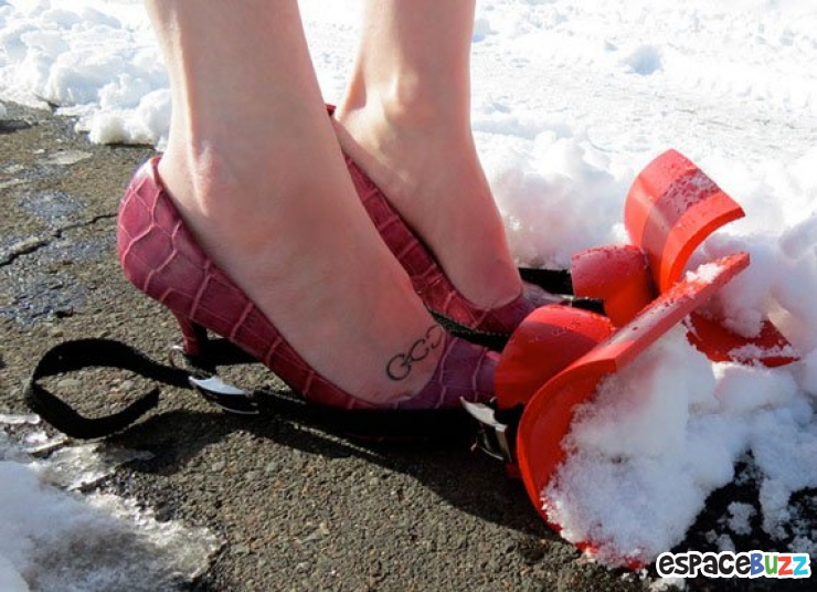 Illustration de l'article : 12 accessoires bizarres et dont l'utilité reste à prouver