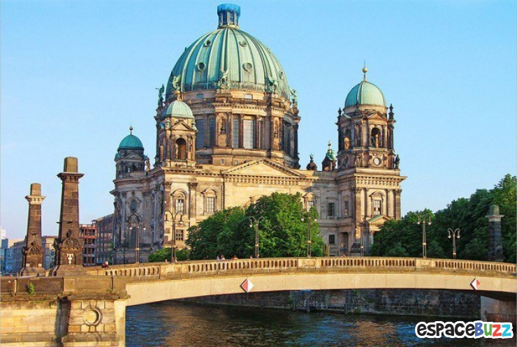 Illustration de l'article : Regardez ces 10 monuments mondialement c&eacute;l&egrave;bres avant et apr&egrave;s l'Apocalypse