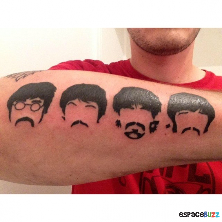 Illustration de l'article : 15 mordus de musique qui se sont fait tatouer leur passion