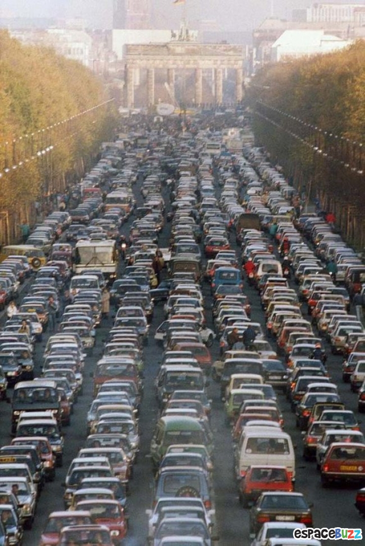 Illustration de l'article : 22 photos d'&eacute;v&egrave;nements historiques vus sous un autre angle