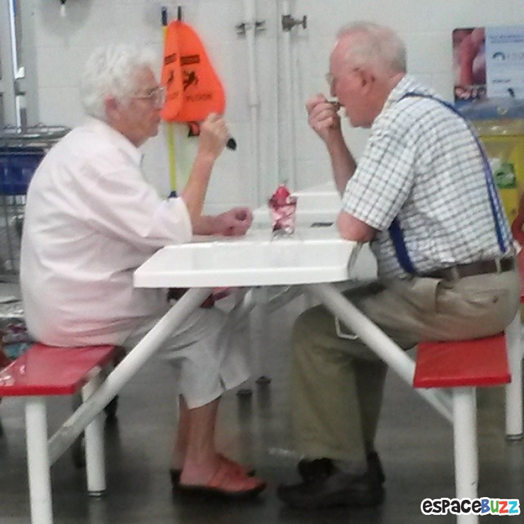 Illustration de l'article : Unis pour la vie ! Ces 21 couples âgés respirent le bonheur