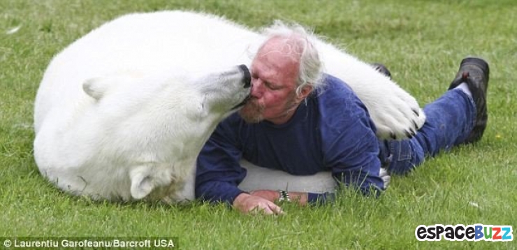 Illustration de l'article : La tendresse chez les gros animaux en 21 photos magiques