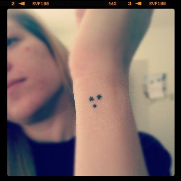 Illustration de l'article : 40 images qui pourraient vous inspirer si vous envisagez de vous offrir un tatouage au poignet