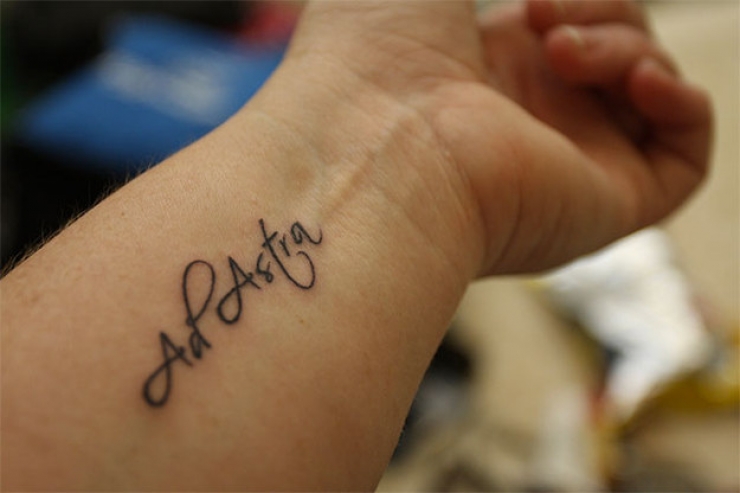 Illustration de l'article : 40 images qui pourraient vous inspirer si vous envisagez de vous offrir un tatouage au poignet