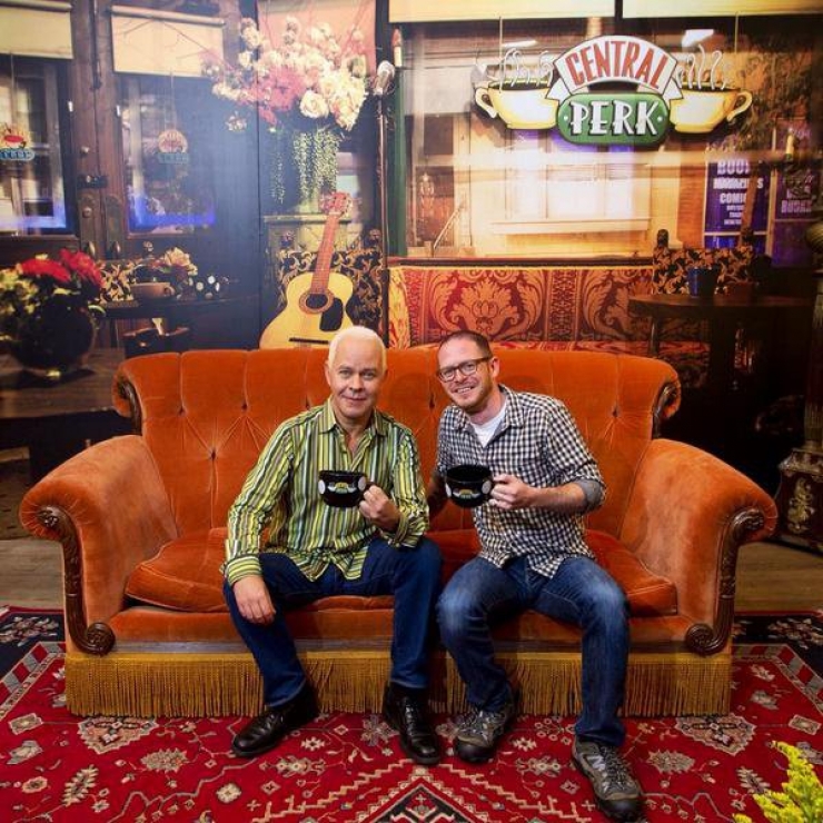 Illustration de l'article : Le bar "Central Perk" de la série Friends ouvre ses portes pendant un mois