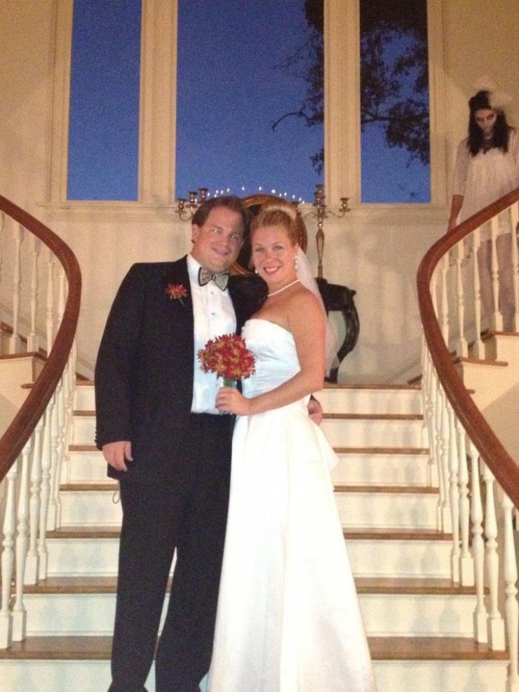 Illustration de l'article : 23 rigolos qui n'ont rien trouvé de mieux à faire que de gâcher des photos de mariages