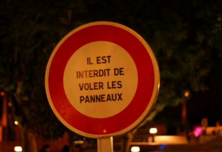 Illustration de l'article : 20 panneaux de signalisation qui ne manquent pas d'humour