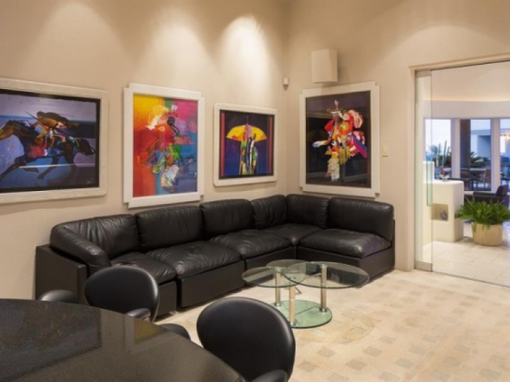 Illustration de l'article : Ces 21 photos ont été prises dans une villa de rêve située au beau milieu du désert