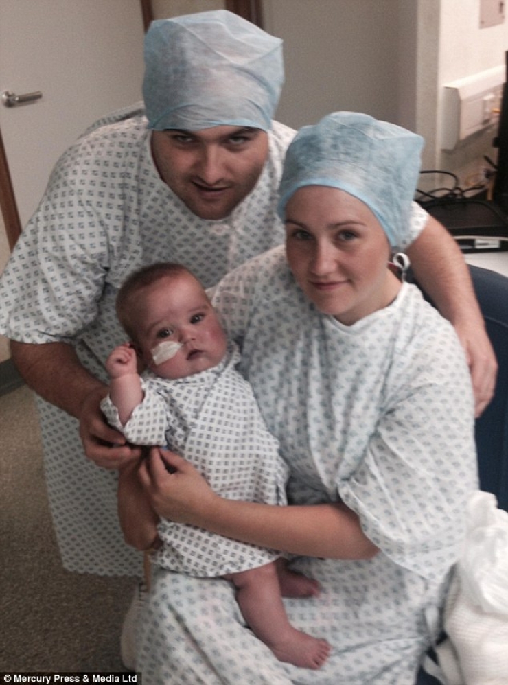 Illustration de l'article : N&eacute; avec la moiti&eacute; d'un coeur, ce b&eacute;b&eacute; n'aurait pas du rester en vie... C'est un vrai miracle !