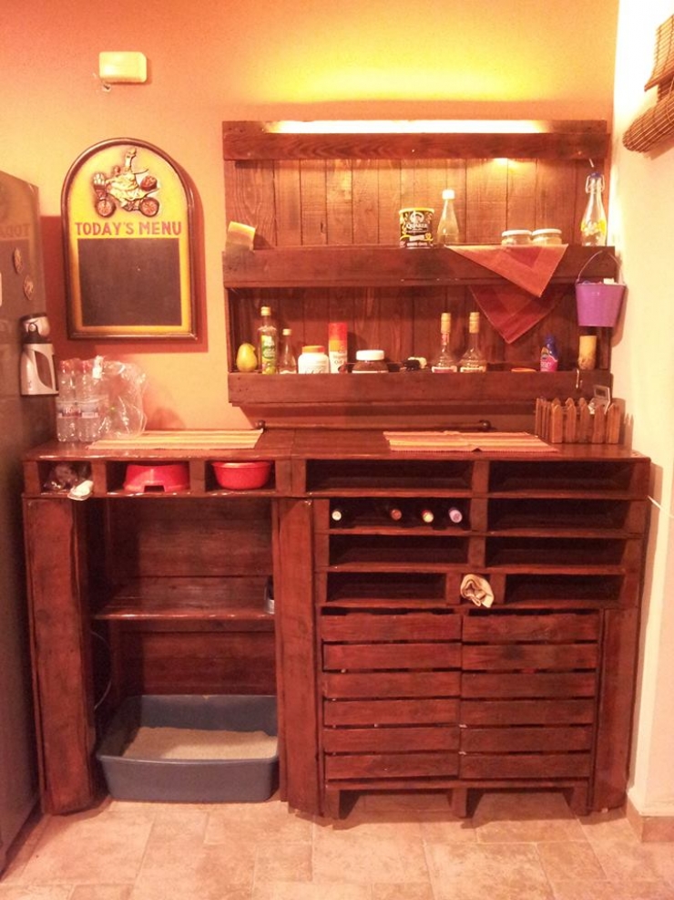 Illustration de l'article : 38 réalisations à base de palettes pour vous inspirer uniquement dans votre cuisine...