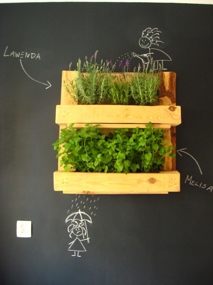 Illustration de l'article : Une nouvelle s&eacute;rie de 149 cr&eacute;ations &agrave; faire &agrave; partir de palettes. Jolie Cr&eacute;ativit&eacute; !