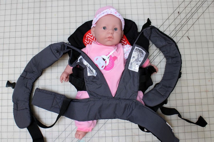 Illustration de l'article : Il voulait boire tranquillement et sans se faire repérer. Découvrez l'étrange gadget qu'il s'est fabriqué