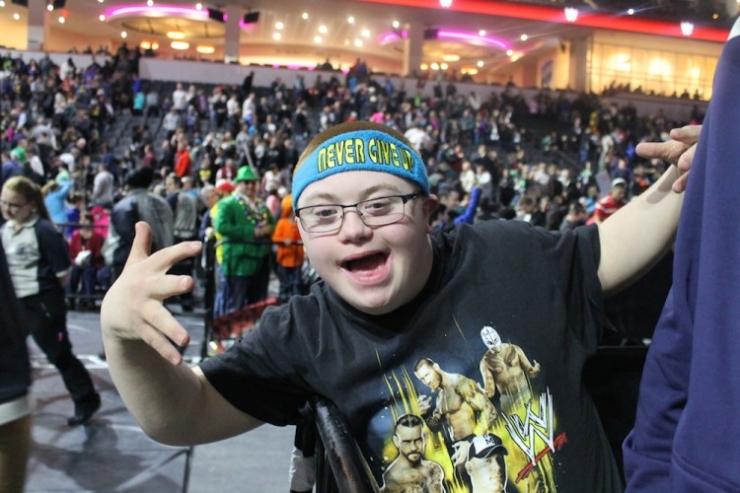 Illustration de l'article : John Cena exauce le voeu d'un adolescent atteint du syndrome de Down