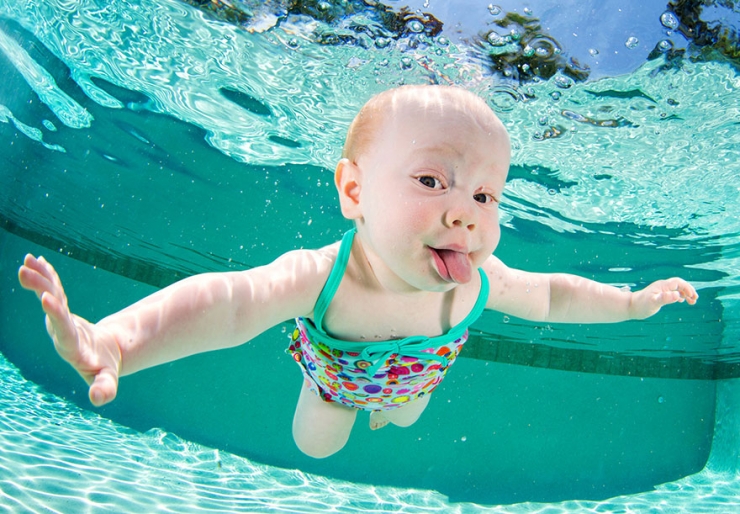 Illustration de l'article : Il photographie des bébés sous l'eau pour la bonne cause
