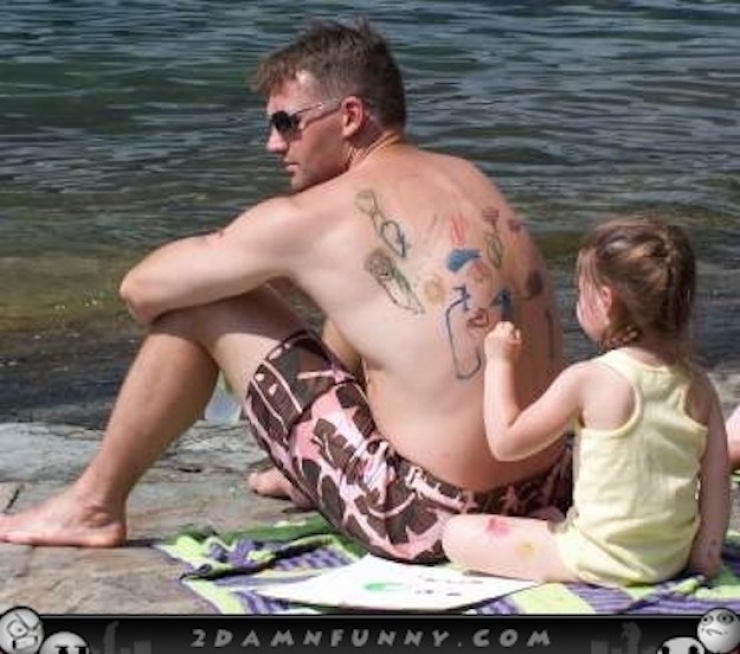 Illustration de l'article : Ces 13 papas m&eacute;ritent une m&eacute;daille pour la patience dont ils font preuve face &agrave; leurs filles...