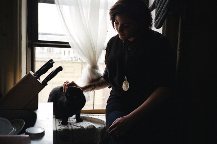 Illustration de l'article : Elle photographie les New-yorkaises et leurs chats