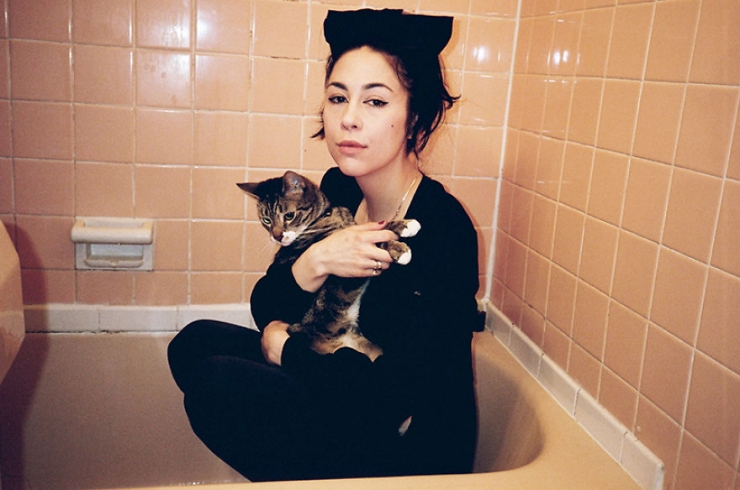 Illustration de l'article : Elle photographie les New-yorkaises et leurs chats