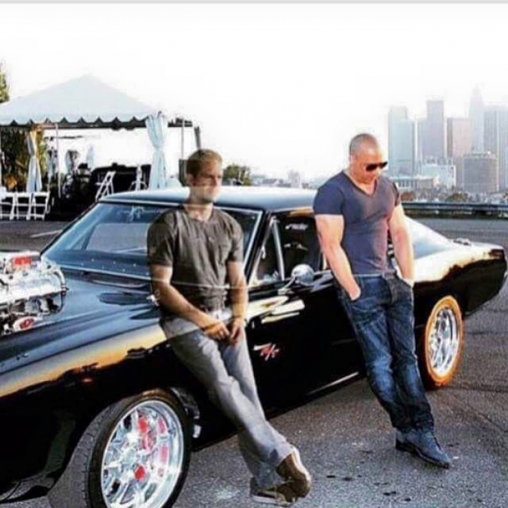 Illustration de l'article : Publi&eacute;e par un fan, cette photo hommage &agrave; Paul Walker fait fureur sur la toile. Touchant !
