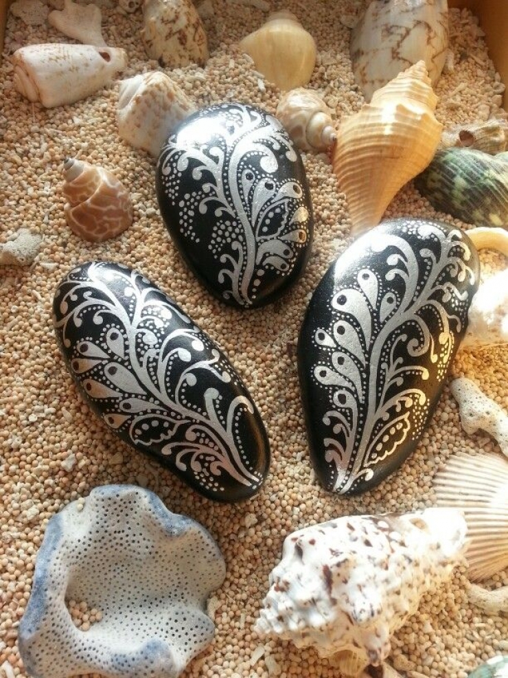 Illustration de l'article : Top 50 des plus belles pierres peintes...Un vrai travail de génie !