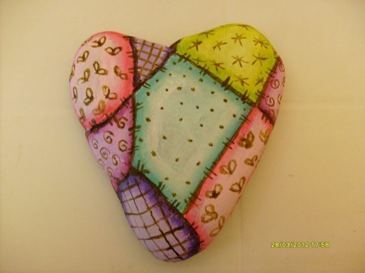 Illustration de l'article : Top 50 des plus belles pierres peintes...Un vrai travail de génie !