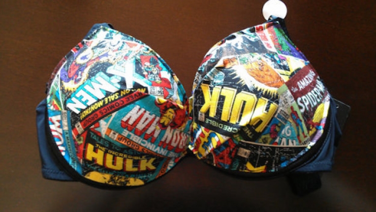 Illustration de l'article : Top 25 des soutiens-gorge que toutes les filles geek se doivent d'avoir dans un tiroir !