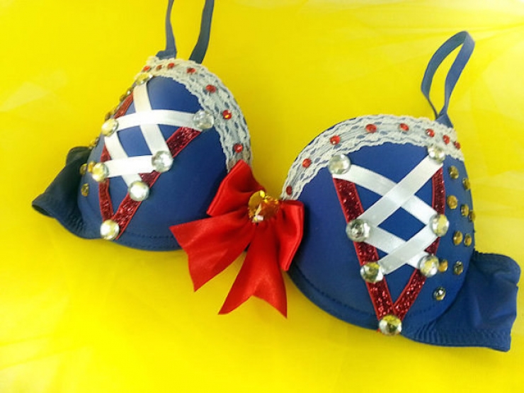 Illustration de l'article : Top 25 des soutiens-gorge que toutes les filles geek se doivent d'avoir dans un tiroir !