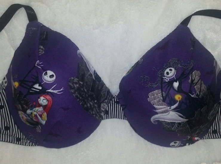 Illustration de l'article : Top 25 des soutiens-gorge que toutes les filles geek se doivent d'avoir dans un tiroir !