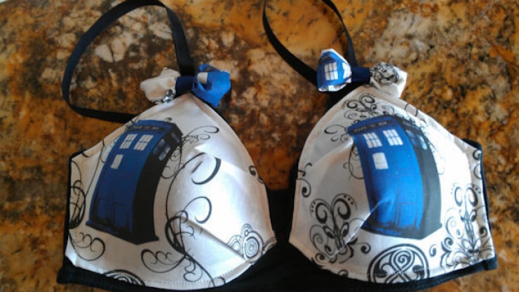 Illustration de l'article : Top 25 des soutiens-gorge que toutes les filles geek se doivent d'avoir dans un tiroir !