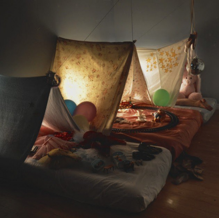 Illustration de l'article : Trouvez votre inspiration à travers ces 43 tentes et tipis pour chambres d'enfants !