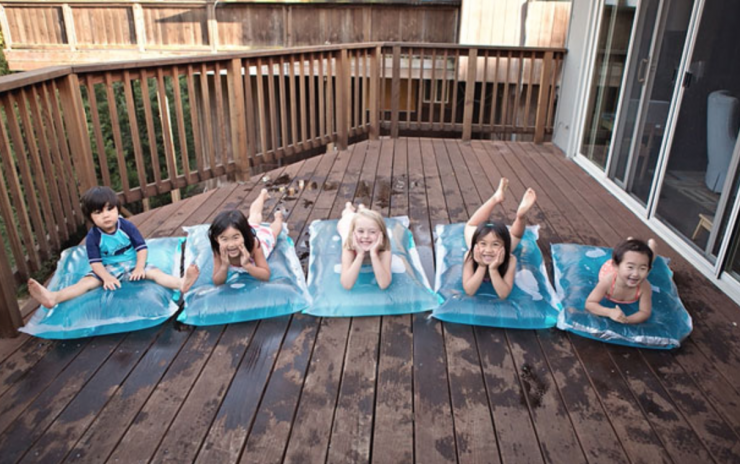 Illustration de l'article : Des coussins d'eau magiques &agrave; faire &agrave; la maison ! Ca va faire plaisir aux enfants...